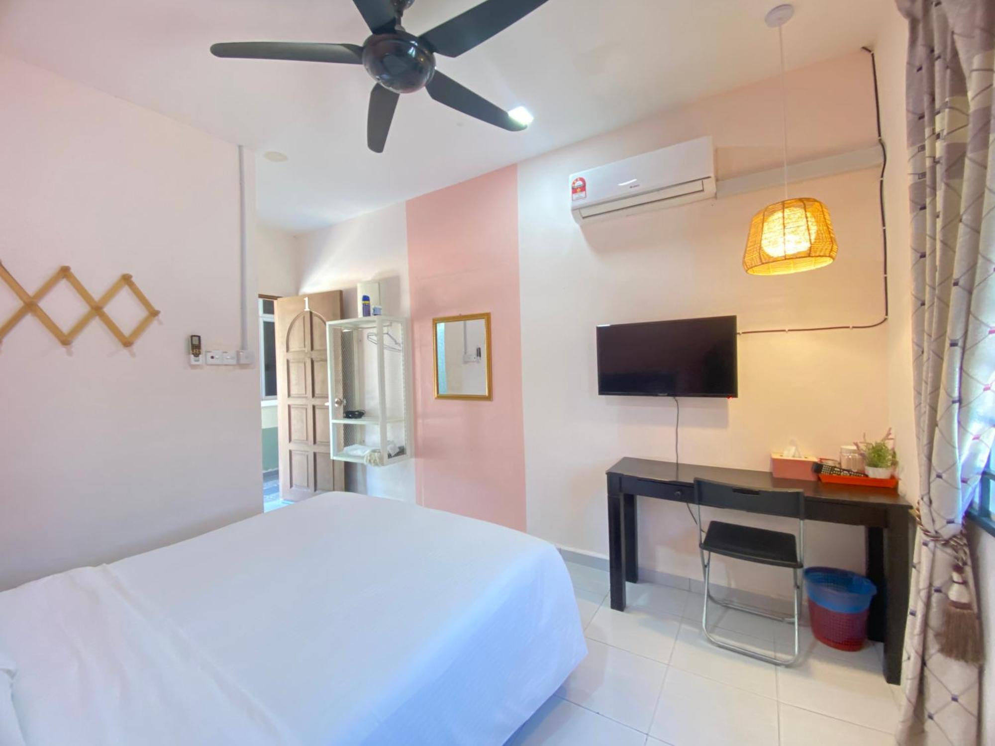 Besut Guesthouse Kampung Kuala Besut Eksteriør bilde